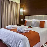Hotel Avenida De 3*