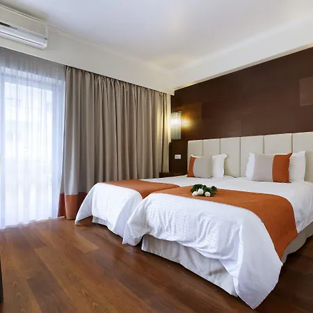 호텔 아베니다 드