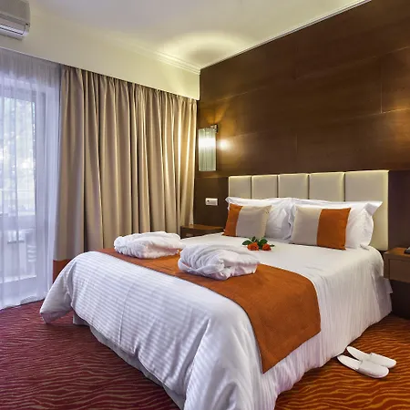 アベニーダ デ 3* ファティマ