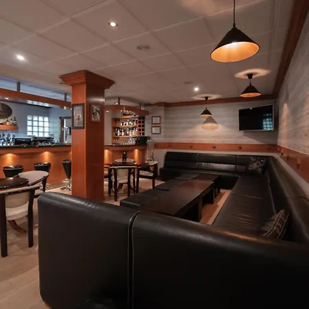 ホテル アベニーダ デ 3*