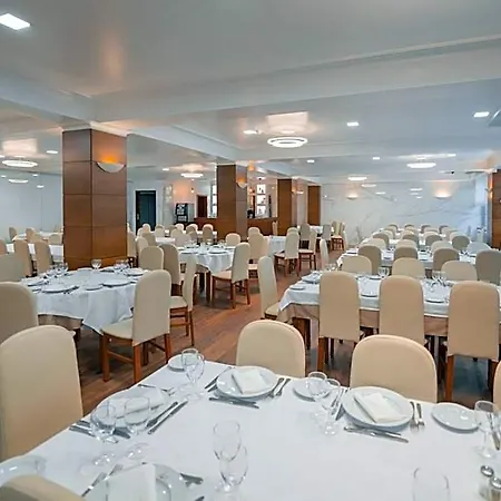 Avenida De Hotel
