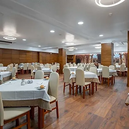 Avenida De Hotel 3*