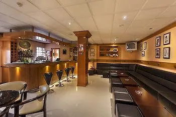 호텔 아베니다 드