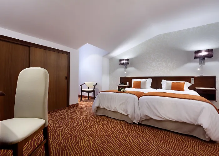 فندق Avenida De فاطمة