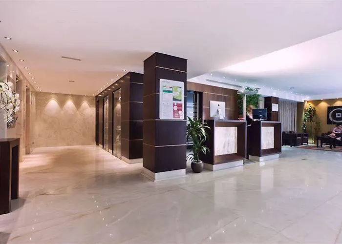 فندق Avenida De 3*