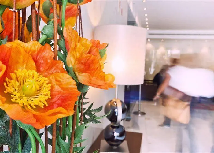 Avenida De فندق 3*